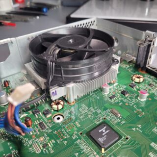 Czyszczenie układu chłodzenia w xbox